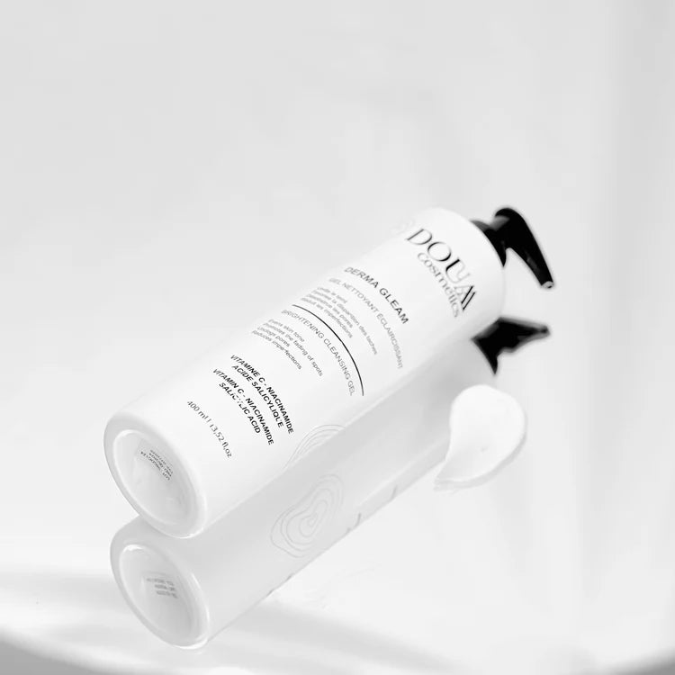 Douaa Cosmetics derma gleam  gel nettoyant éclaircissant grand format 400 ml